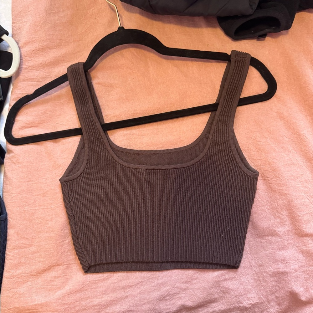 Babaton Chocolate Ribbed Crop Top - Picture 3 of 3